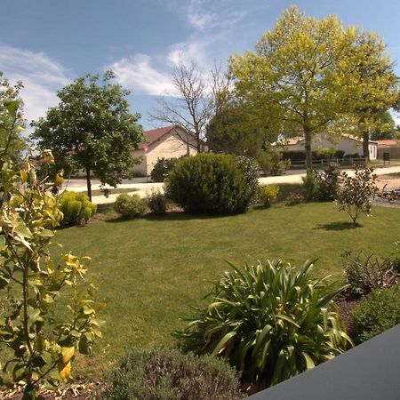 Villa D'Eau Douce Les Achards  Luaran gambar