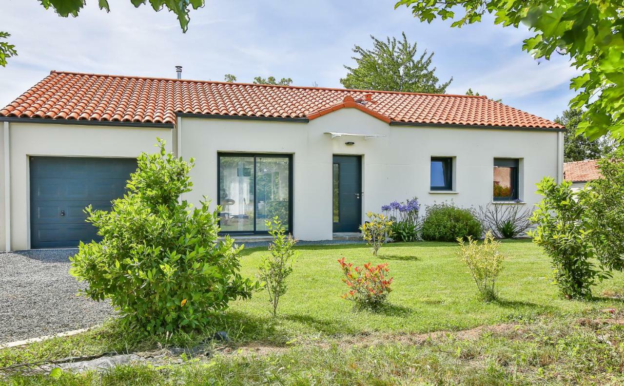 Villa D'Eau Douce Les Achards  Luaran gambar